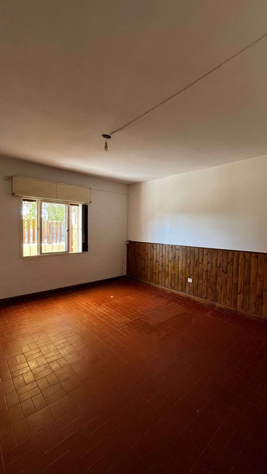 Vendo Propiedad En Sector Sur - Casa en Venta en Río Cuarto con 2 dorm., 107 m2 cubiertos y 255 m2 totales - imagen 4