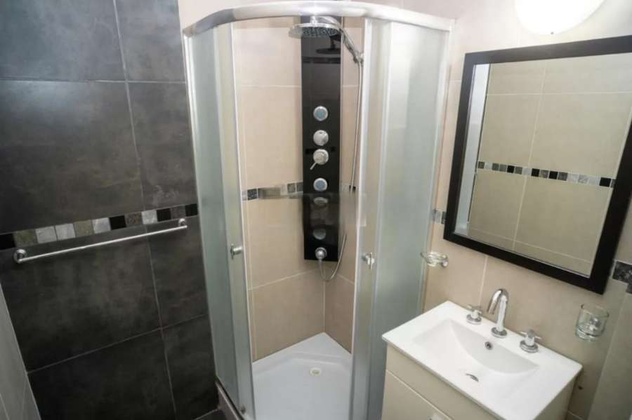 Departamento disponible en Balvanera · dueño directo · 1 dorm · cochera · 78 m² de lote - Imagen 4