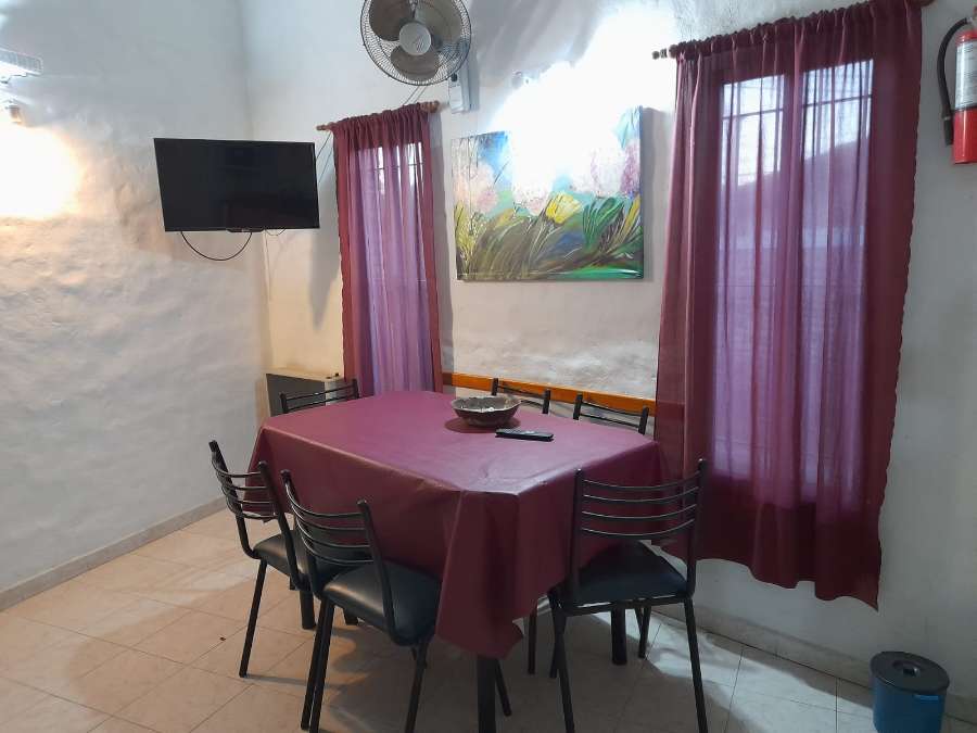 Vendo Complejo De Cabaas En Santa Rosa - Casa en Venta en Santa Rosa de Calamuchita con 2 dorm., 185 m2 cubiertos y 457 m2 totales - imagen 4