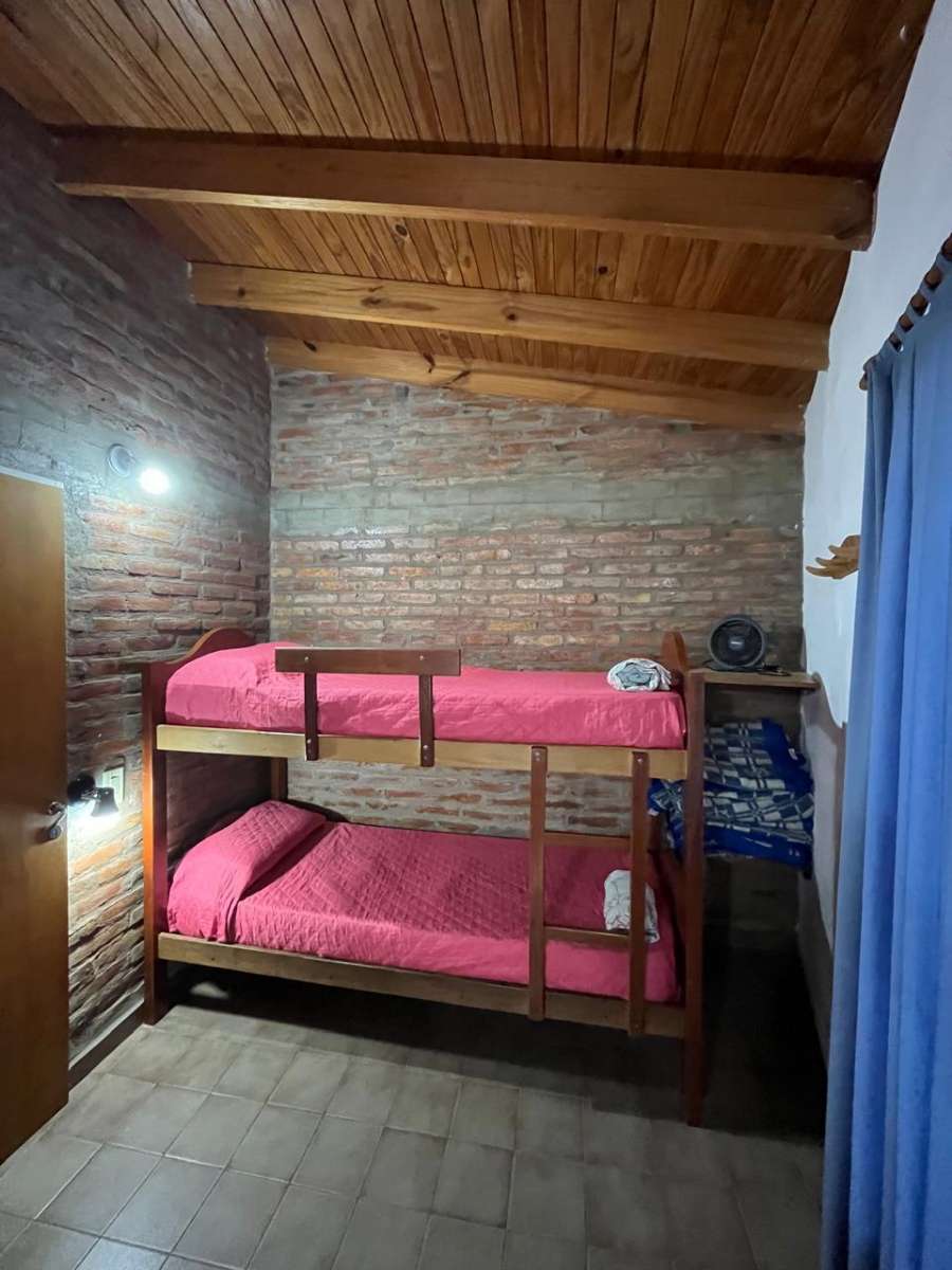 Vendo Complejo De Cabaas En Santa Rosa - Casa en Venta en Santa Rosa de Calamuchita con 2 dorm., 185 m2 cubiertos y 457 m2 totales - imagen 7
