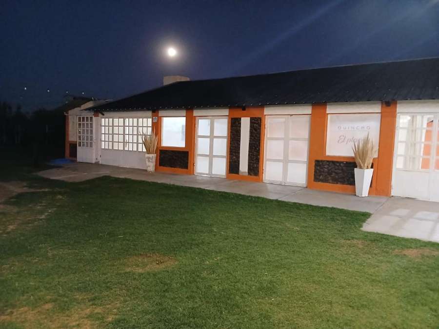 Oficina disponible para la en Venta en Maipu · dueño directo · 4 o más dorm · 3 cocheras · 260 m² de lote - Imagen 2