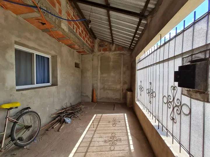 Vendo! Casa Amplia De Dos Plantas, En Santo Tome - Casa en Venta en Santo Tome con 3 dorm., 6 amb., 180 m2 cubiertos y 200 m2 totales - imagen 12