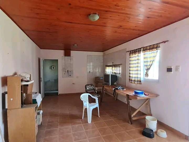 ¡Vendo! Casa Amplia de Dos Plantas, en Santo Tome - Imagen 3