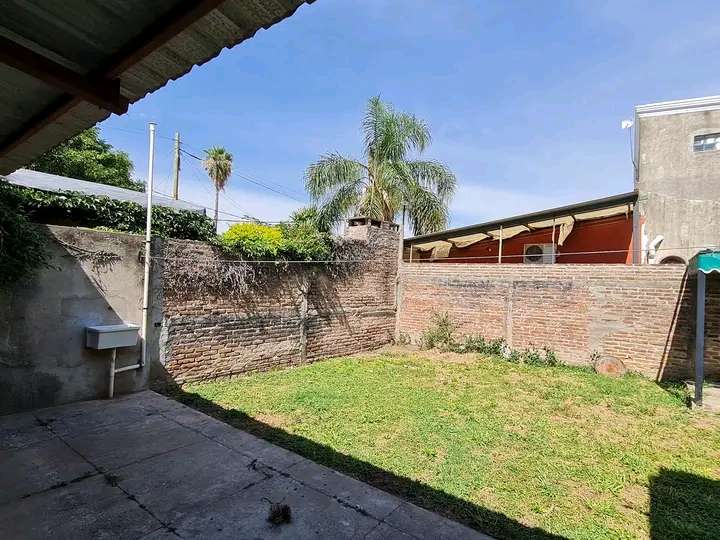 Vendo! Casa Amplia De Dos Plantas, En Santo Tome - Casa en Venta en Santo Tome con 3 dorm., 6 amb., 180 m2 cubiertos y 200 m2 totales - imagen 6