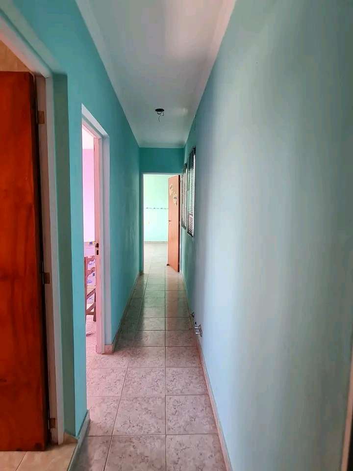 ¡Vendo! Casa Amplia de Dos Plantas, en Santo Tome - Imagen 4