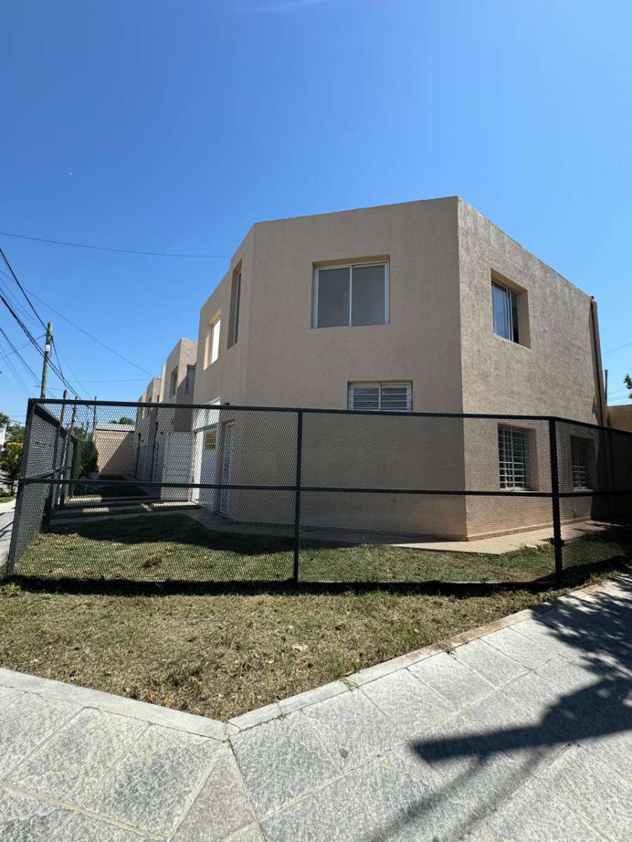Lazaro Langer 300, Córdoba Capital