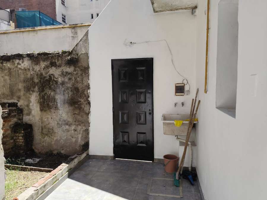 Casa de pasillo remodelada - Imagen 2