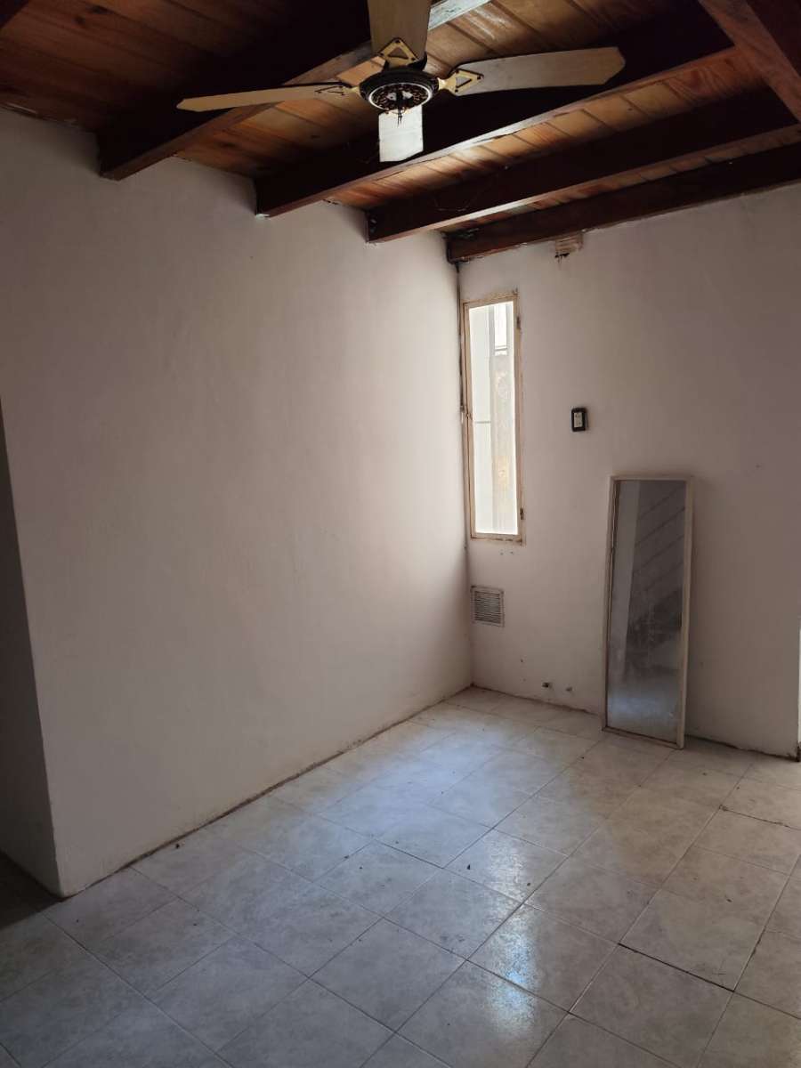 Casa De Pasillo Remodelada - Casa en Alquiler en Rosario con 2 dorm., 4 amb., 66 m2 cubiertos y 110 m2 totales - imagen 8
