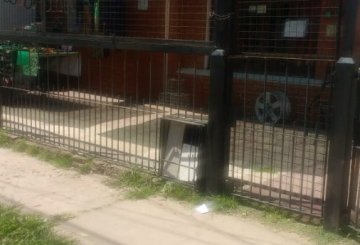 Excelente Casa en Capitan Sarmiento en Venta · dueño directo · 2 dorm · 350 m² de lote - Imagen 1