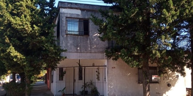 Casa en Venta en Villa Bosch con 4 dorm., 190 m2 cubiertos y 200 m2 totales - imagen 1