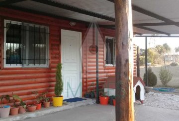 Casa en Venta en Embalse con 2 dorm y cochera - Imagen 2