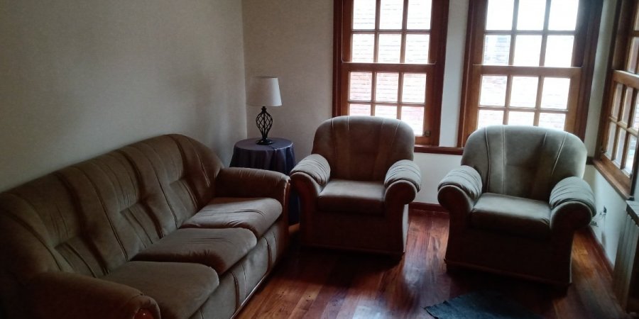 Casa en Alquiler en Esteban Echeverria con 3 dorm., 6 amb., 140 m2 cubiertos y 450 m2 totales - imagen 3