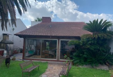 Casa en Venta en San Justo con · dueño directo · 4 o más dorm · 10 m² de lote - Imagen 3