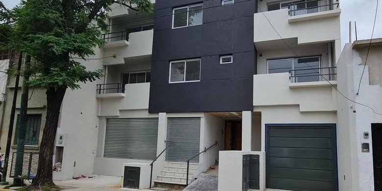 Departamento en Venta en Lomas de Zamora con 1 dorm., 1 amb. y 23 m2 cubiertos - imagen 2