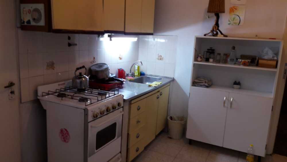 Departamento en Temporario en Bernal con · dueño directo · 3 dorm · 4 ambientes · 300 m² de lote - Imagen 4