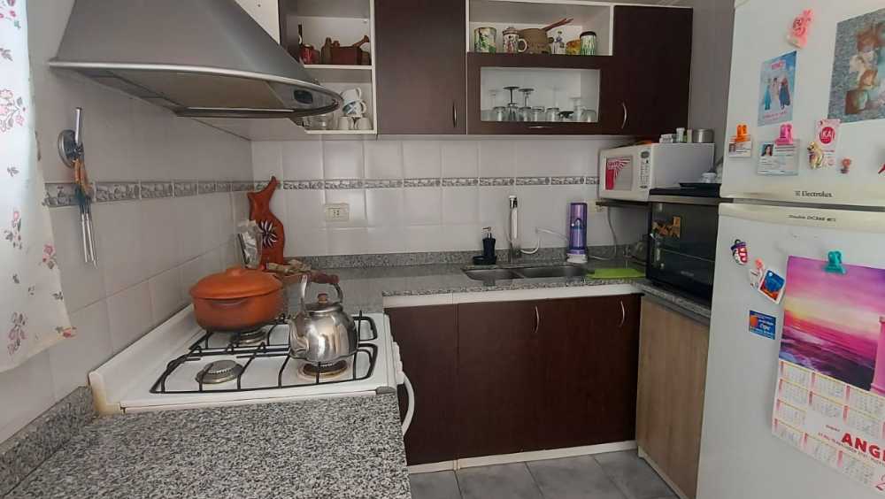Casa en Venta en Plottier, · dueño directo · 2 dorm · 6 ambientes · 100 m² de lote - Imagen 4