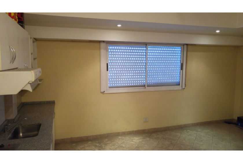 Vendo Centro San Miguel Amplio Dpto Luminoso Grande Monoambiente - Departamento en Venta en San Miguel con 6 dorm., 1 amb. y 30 m2 cubiertos - imagen 3