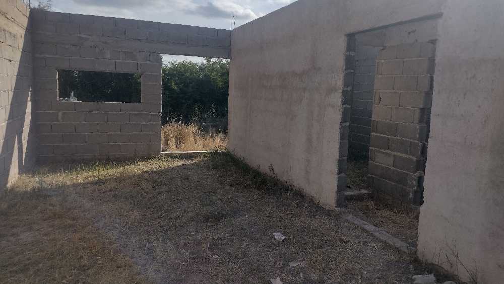 Casa en Villa Dolores: en Venta · dueño directo · 2 dorm · cochera · 250 m² de lote - Imagen 1