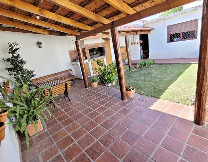 Vendo Casa Zona Hospital Nuevo - Casa en Venta en Río Cuarto con 3 dorm. - imagen 11