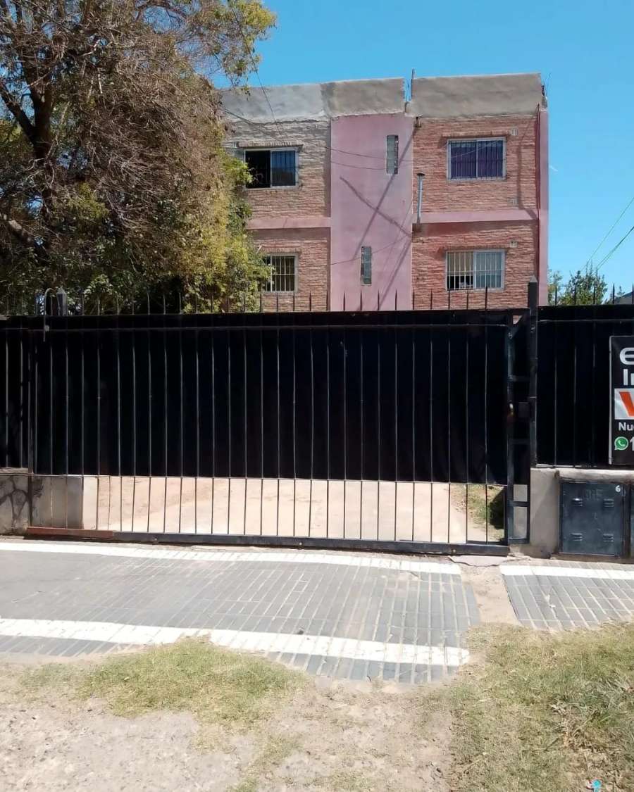 En Lomas de Zamora, Casa en Venta · dueño directo · 2 dorm · 3 ambientes · 45 m² de lote - Imagen 1