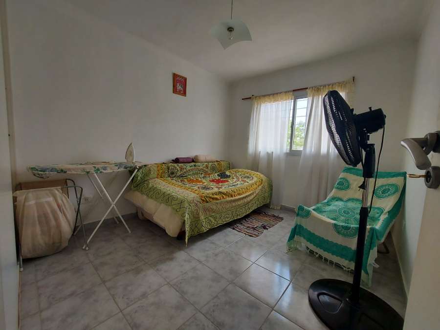 Propiedad De Dos Plantas, Con Escritura, Ubicada En Barrio Norte De La Ciudad De Plottier. - Casa en Venta en Plottier con 2 dorm., 6 amb., 92 m2 cubiertos y 100 m2 totales - imagen 14