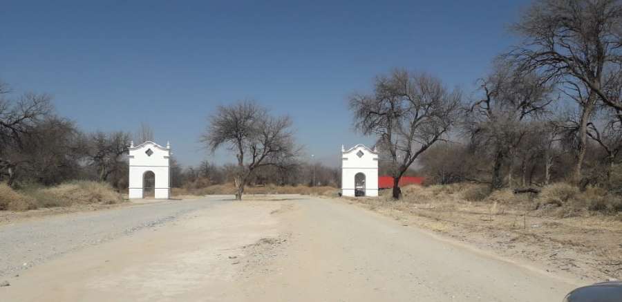 2 lotes de 10 x 30 en Urbanización Pueblo Nuevo, Cafayate. - Imagen 1