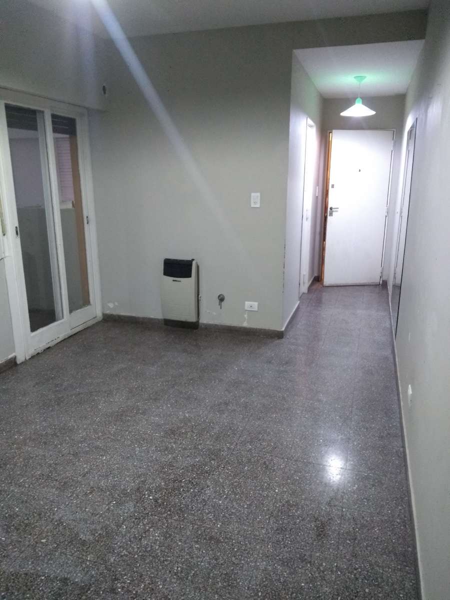 Reservado. No Disponible. 2 Amb. Exc. Ubic. - Departamento en Alquiler en Avellaneda con 1 dorm., 2 amb. y 38 m2 cubiertos - imagen 7