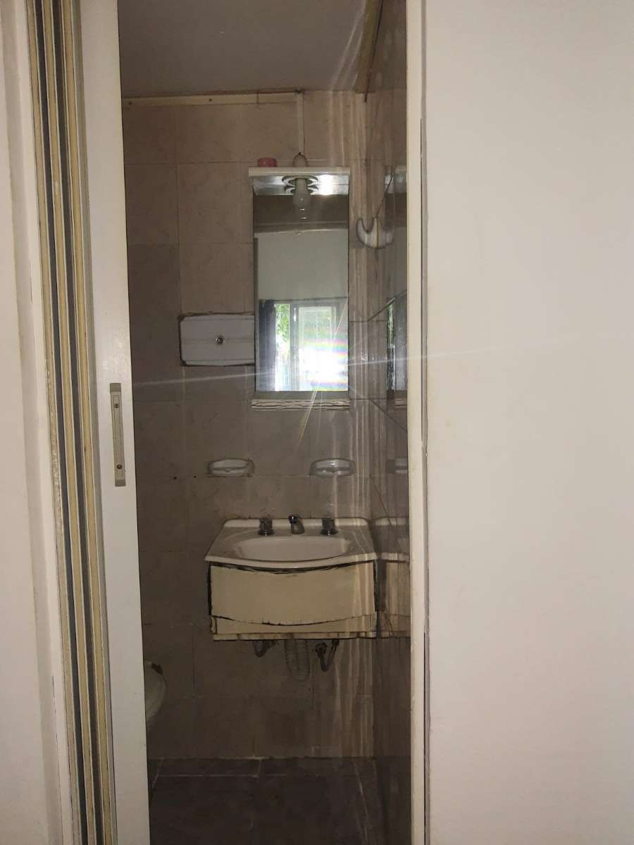 Departamento en Alquiler en Castelar con · dueño directo · 1 dorm · 2 ambientes · 40 m² de lote - Imagen 3