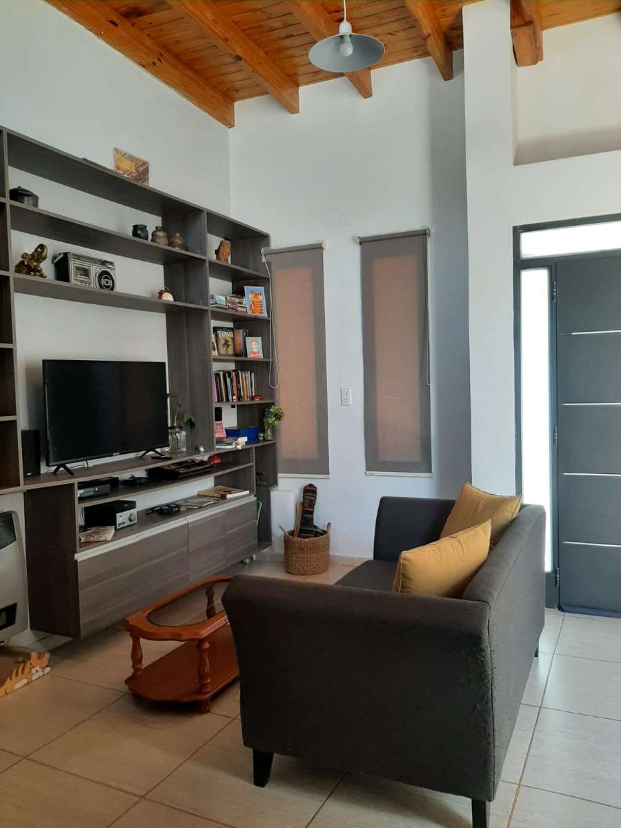 Oferta de Casa en Barrio CGT Rivadavia Ampliada y lista para usar. - Imagen 1