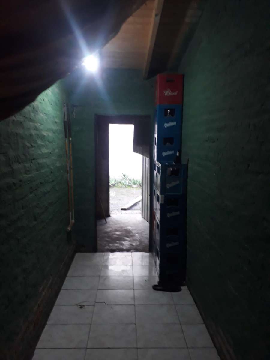 Vendo Casa En Cauelas Barrio San Esteban - Casa en Venta en Canuelas con 2 dorm., 6 amb., 25 m2 cubiertos y 80 m2 totales - imagen 4