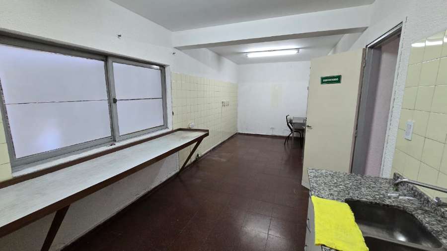 Alquiler Oficina - Consultorio - Laboratorio - Imagen 4