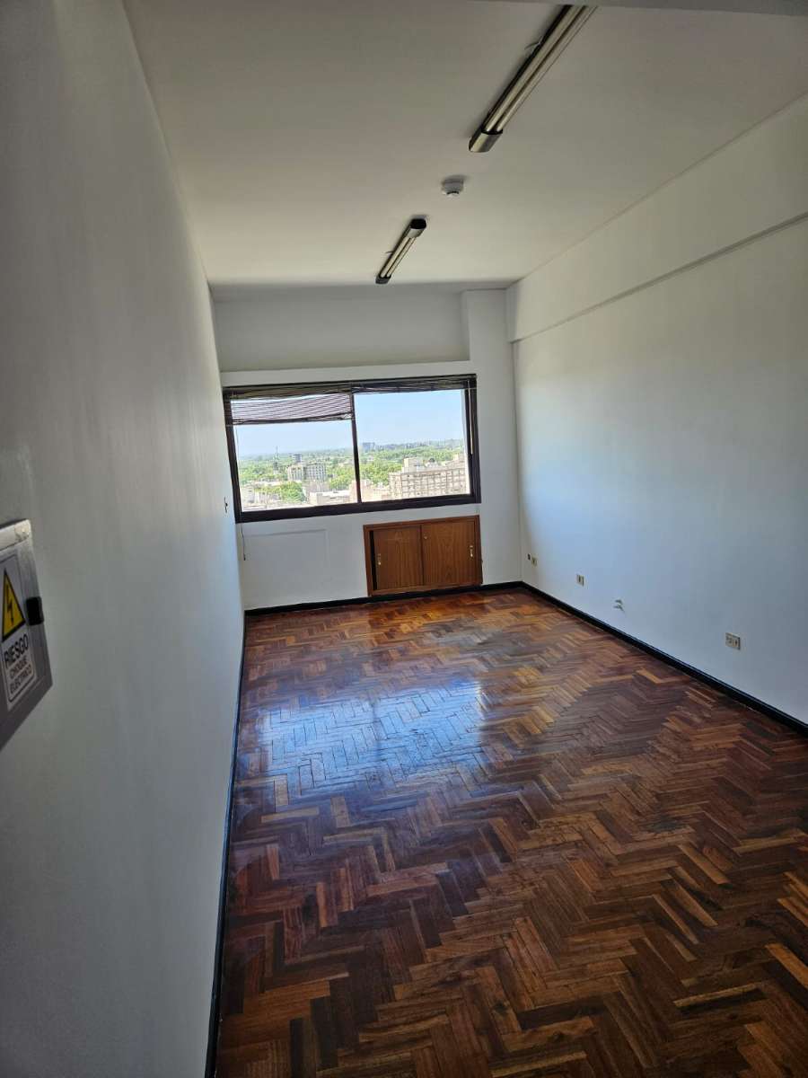 Vendo Oficina en pleno centro de Ciudad Mendoza - Imagen 2