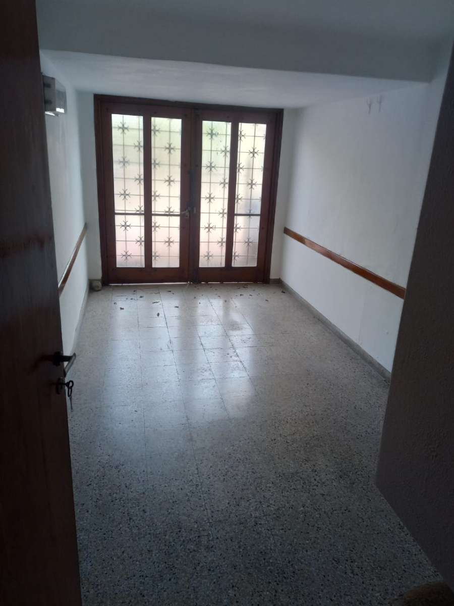 Oportunidad Unica Casa En Venta Barrio Cofico - Casa en Venta en Córdoba con 3 dorm., 6 amb., 175 m2 cubiertos y 265 m2 totales - imagen 5