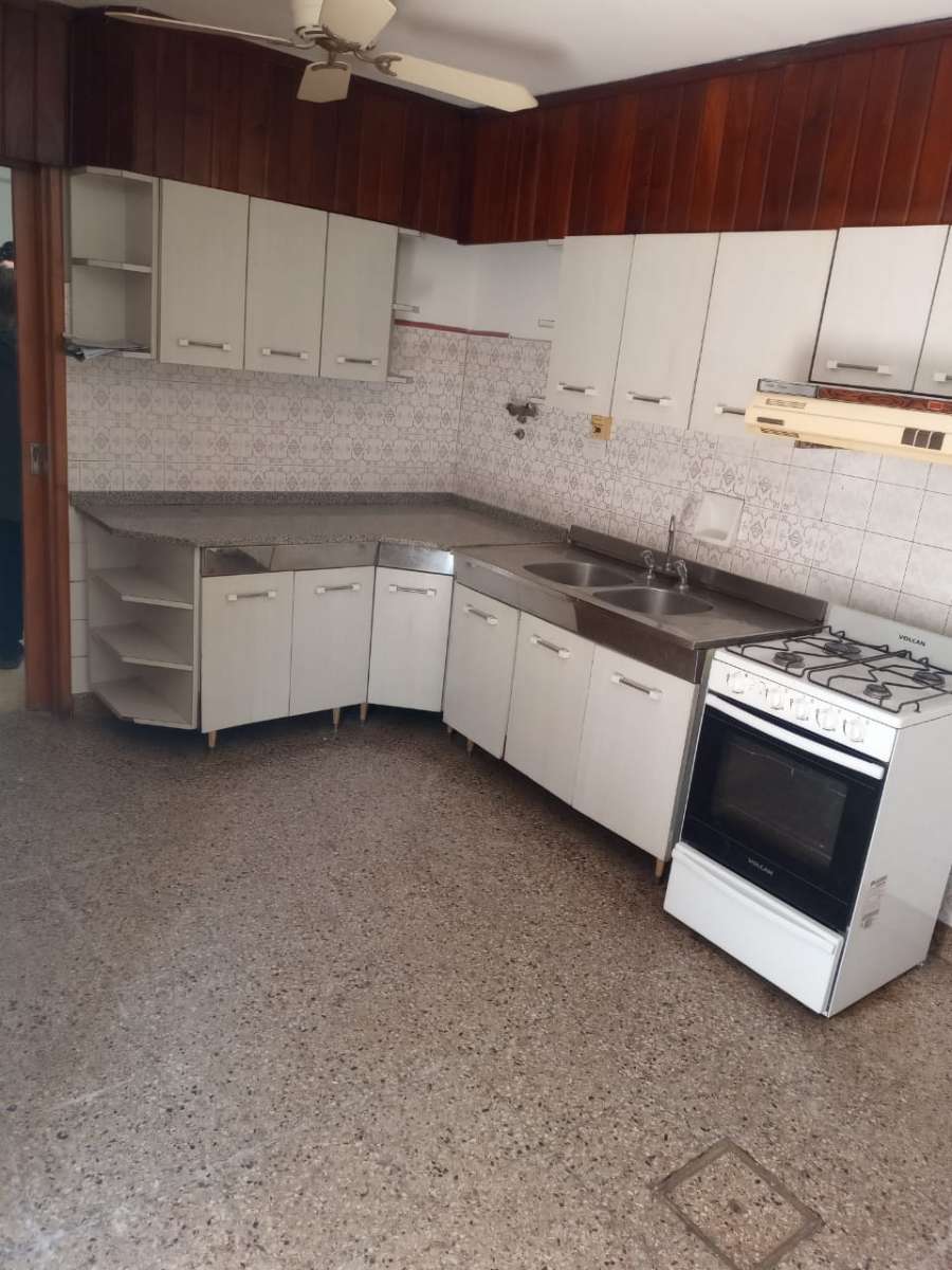 Oportunidad Unica Casa En Venta Barrio Cofico - Casa en Venta en Córdoba con 3 dorm., 6 amb., 175 m2 cubiertos y 265 m2 totales - imagen 6