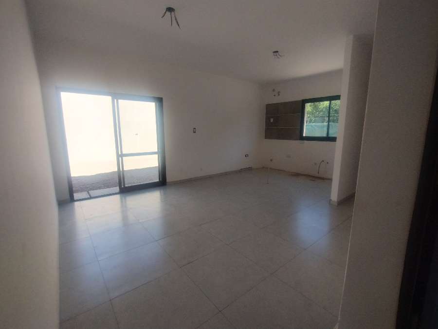 Vendo Casas De Barrio Semi Privado - Departamento en pozo en Venta en Santa Lucia con 3 dorm., 4 amb. y 80 m2 cubiertos - imagen 6