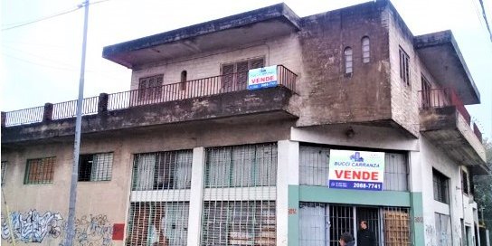Galpón en Venta en Billinghurst con 440 m2 cubiertos y 300 m2 totales - imagen 1