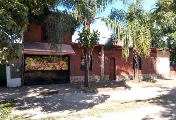 Oportunidad: Campo en Venta en Resistencia · 200 m² de lote · dueño directo · 3 dorm · 2 cocheras - Imagen 1