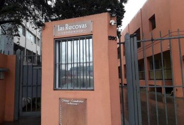 Oficina en Alquiler en Pilar con 1 ambientes y cochera - Imagen 1