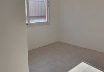 Oficina en Venta en Pilar con 1 ambientes y cochera - Imagen 1