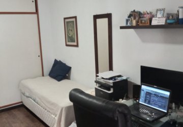 Casa en Vicente Lopez para en Venta · dueño directo · 4 o más dorm · cochera · 265 m² de lote - Imagen 3
