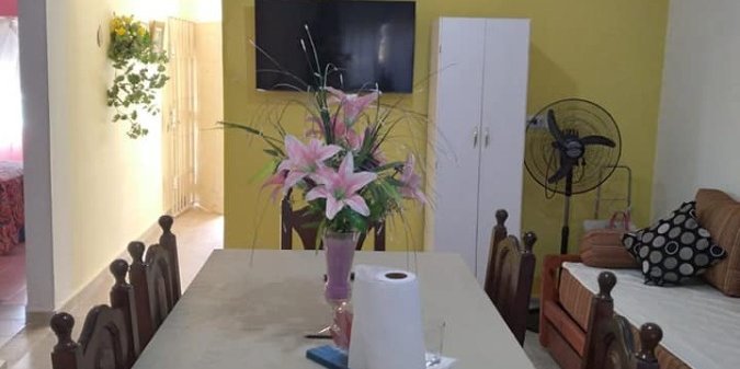 Venta De Casa 3 Amb Ms Depto 2 Amb. - Casa en Venta en Gonzalez Catan con 3 dorm., 5 amb., 125 m2 cubiertos y 300 m2 totales - imagen 5