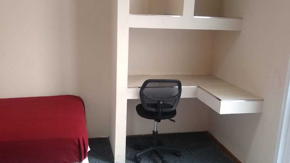 Casa en La Plata en Temporario · dueño directo · 2 dorm · 5 ambientes · 100 m² de lote - Imagen 4