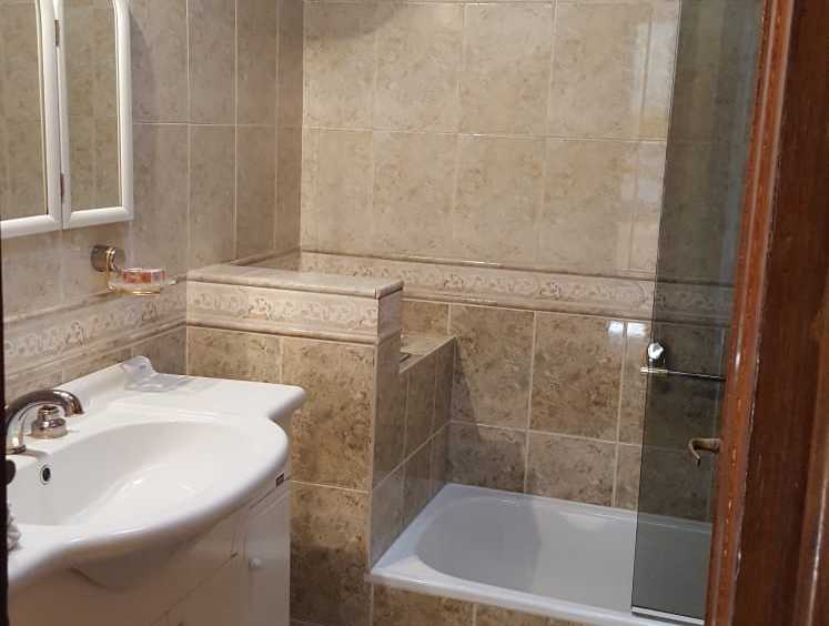 Galpn Con Casa En 1 Piso Y Depto. Independiente - Casa en Venta en Tablada con 4 dorm., 6 amb., 256 m2 cubiertos y 134 m2 totales - imagen 5
