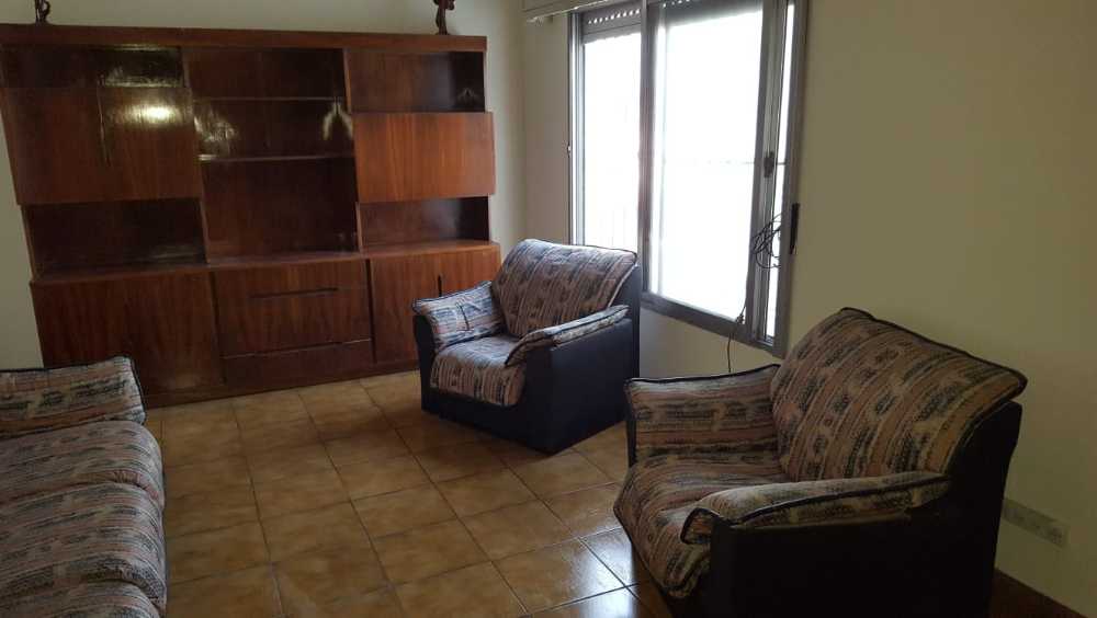 Galpn Con Casa En 1 Piso Y Depto. Independiente - Casa en Venta en Tablada con 4 dorm., 6 amb., 256 m2 cubiertos y 134 m2 totales - imagen 9
