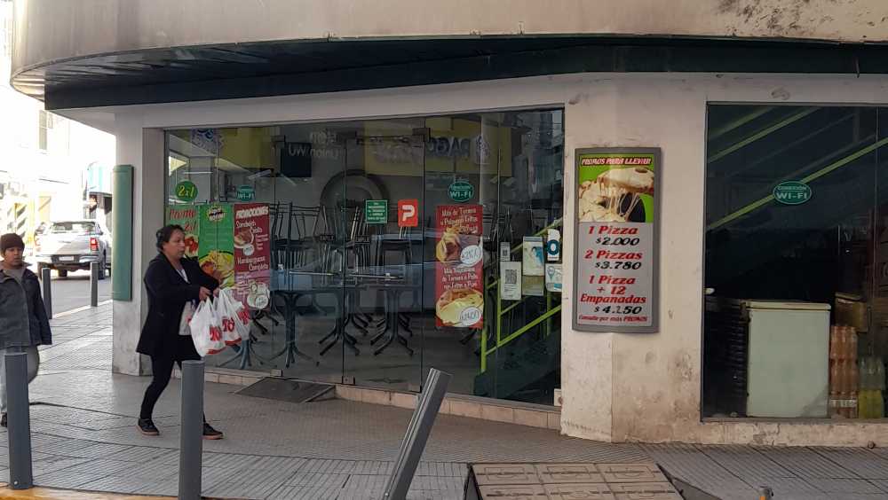 VENDO FONDO DE COMERCIO TRADICIONAL PIZZERIA DE RIO CUARTO - Imagen 5