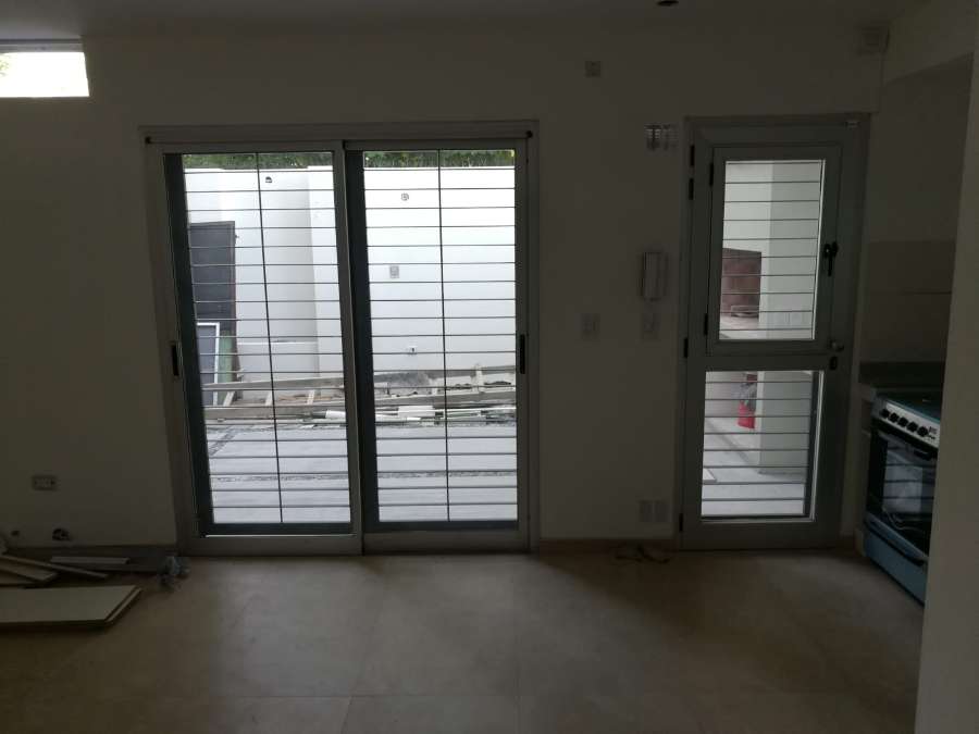 Particular Vende Casa En La Plata - Casa en Venta en La Plata con 2 dorm., 3 amb., 82 m2 cubiertos y 77 m2 totales - imagen 6