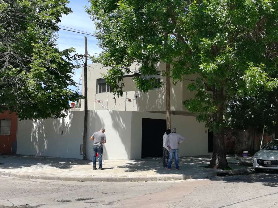 Particular Vende Casa En La Plata - Casa en Venta en La Plata con 2 dorm., 3 amb., 82 m2 cubiertos y 77 m2 totales - imagen 13
