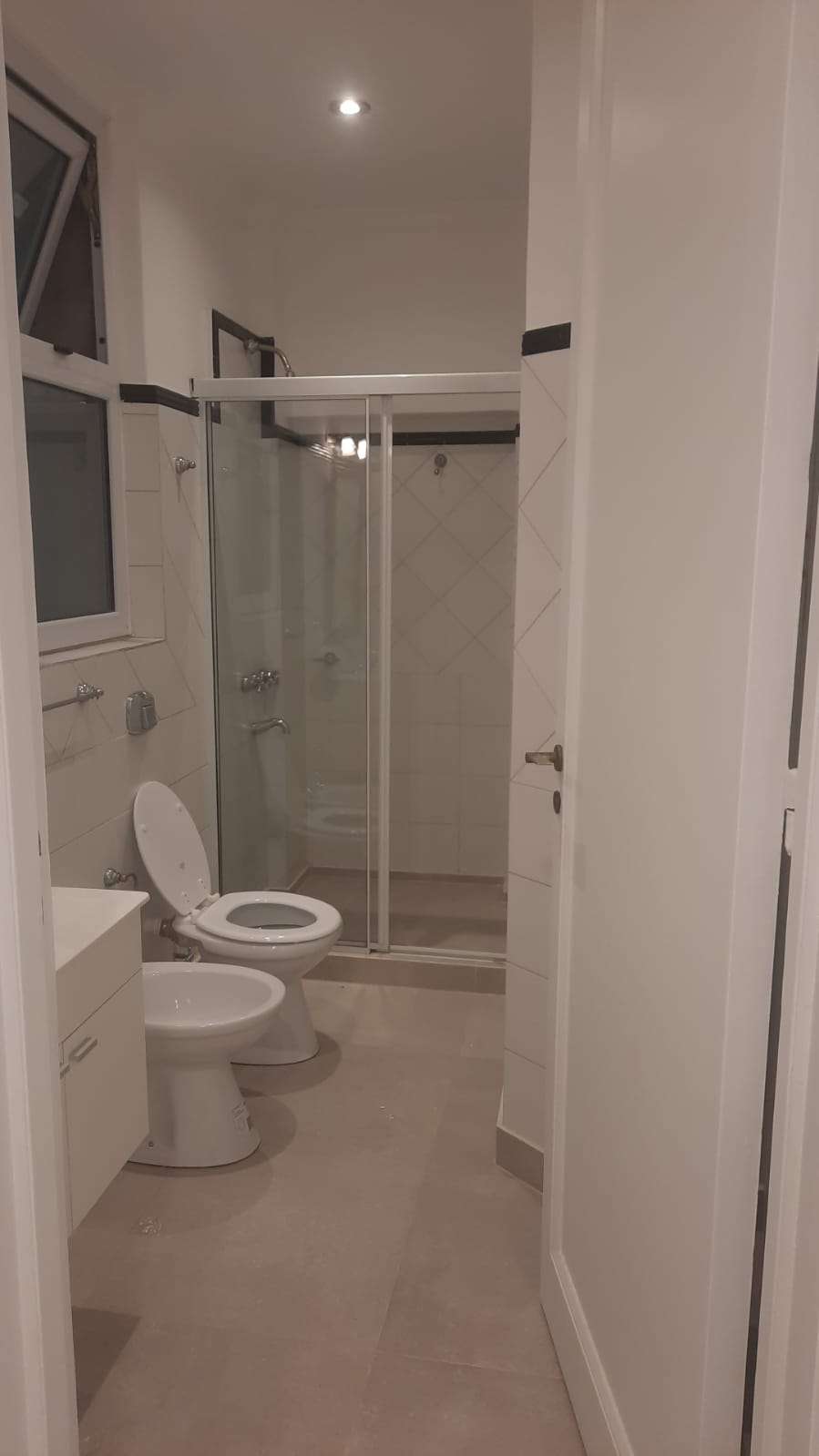 Dos Dormitorios Muy Amplio - Departamento en Alquiler en San Nicolás con 2 dorm., 3 amb. y 90 m2 cubiertos - imagen 5