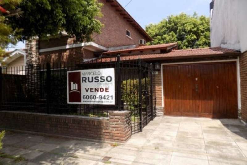 Pizzurno 880, Hurlingham