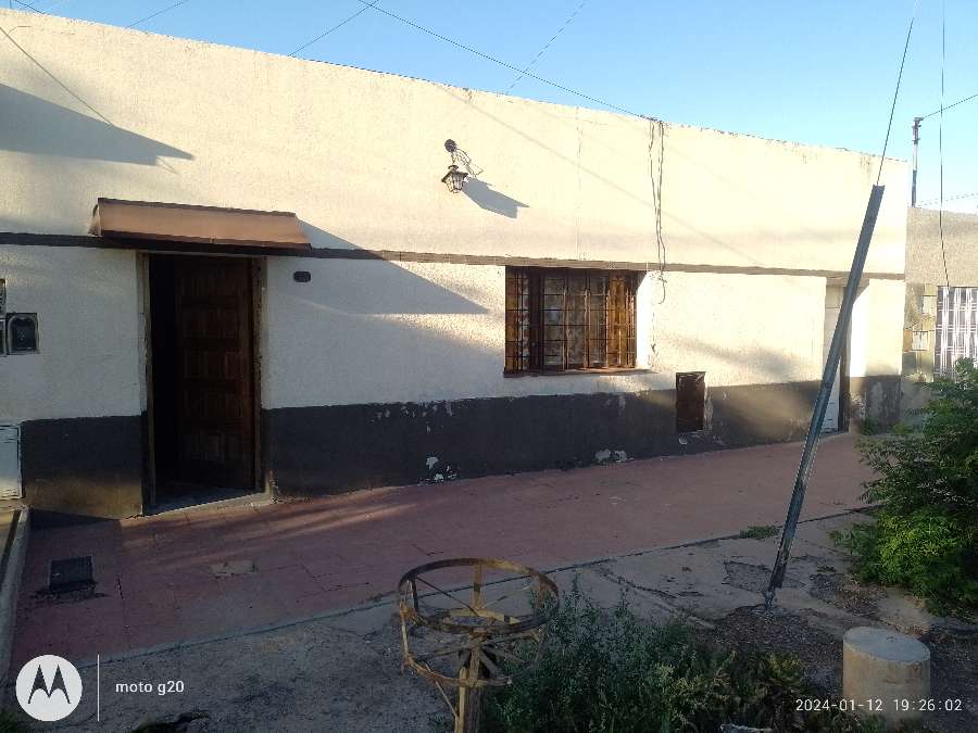 Casa en Venta en Godoy Cruz · dueño directo · 3 dorm · cochera · 250 m² de lote - Imagen 2